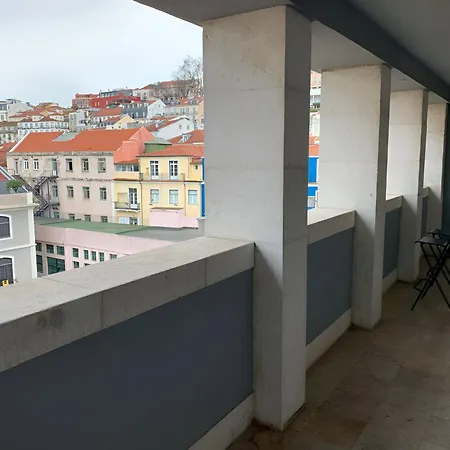 Finestay 8 Building With Balcony And View * Lisbona