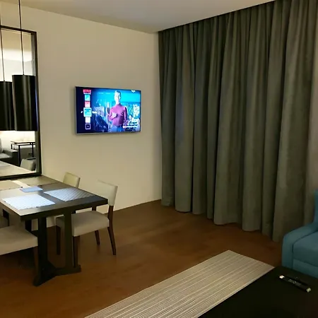 Finestay 8 Building With Balcony And View